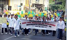  Revalida Sim: Estudantes realizam protesto em SC