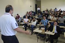  SIMESC apresenta atividades para calouros da UFSC