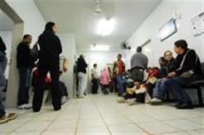 24-06-2008 - Dia de filas e atendimento demorado em Joinville