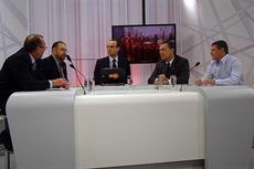 Falta de recursos humanos para a saúde e greve volta ao debate na TV COM