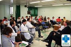  Formandos da UFSC participam de encontro promovido pelo SIMESC