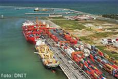 23-10-2008 - Porto de Suape: Anvisa investiga casos de malária em navio 