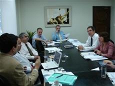 14-11-2008 - CT de Implantes finaliza revisão de lista de materiais da Cardiologia