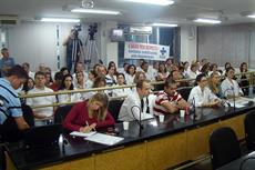 Médicos cobram na Câmara agilidade do executivo para suspender desconto ilegal 