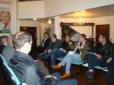 Médicos de Rio do Sul e Ituporanga participam de reunião com o SIMESC