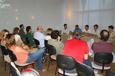 Balneário Camboriú: médicos e dentistas participam de reunião do SIMESC