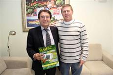 Candidato médico a deputado estadual visita o SIMESC