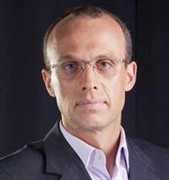 Posição do SIMESC em relação a leitos ociosos em SC em destaque no comentário de Renato Igor