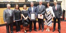  SIMESC e médicos são homenageados na Alesc