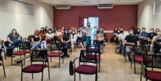 Presidente do SIMESC Joinville conversa com residentes do hospital Regional Hans Dieter Schmidt