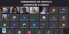 Formandos da Univille participam de encontro com o SIMESC