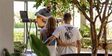 Pós praia com música gratuita e diversão para crianças em Florianópolis