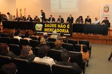 Audiência pública debate falta de recursos humanos e organizações sociais na saúde pública catarinense 